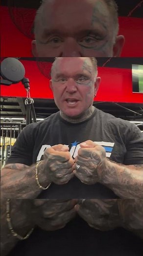 Lee Priest`s Triceps Workout: Supersets and Grip Variety