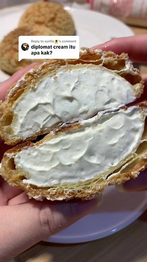 Making Diplomat Cream with Hand Mixer MX200 by Mito