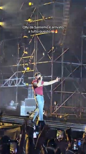 The song of an entire generation 💜 Olly • Balorda nostalgia (LIVE, Ferraris stadium, Genoa) #olly