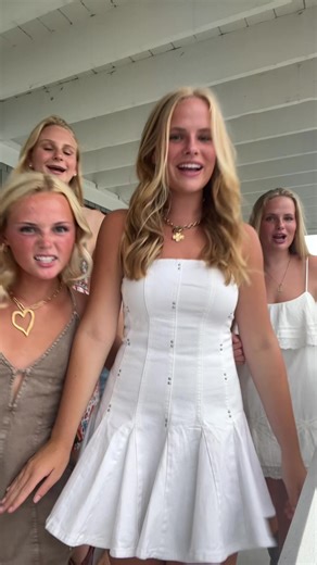 Riley Green😁😁😁😁😁😁