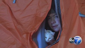 Chicago homeless struggle in frigid cold