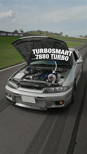 Turbosmart on Instagram: "@thomasp29’s @birrong_automotive RB25/30 Streetfighter package is an absolute weapon! Armed with a TS-1-7880, it’s cranking 954HP at 40PSI, all through a Turbo 400."