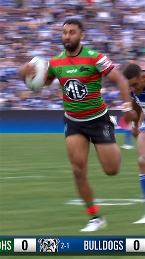 Alex Johnston's Incredible Anaconda Catch in NRL