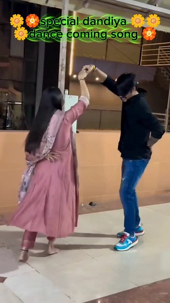 special Navratri Dandiya dance 🌼🏵️🌼🏵️#navratri #dance #trending🏵️🏵️ #video 🏵️🌼