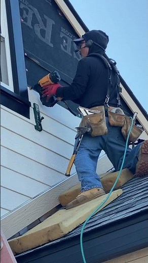 Installing Lp Smartside siding #workerlife