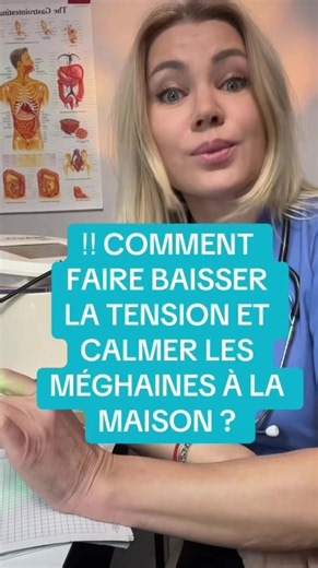 Hypertension aiguë et céphalées : Mesures de régulation physiologique à domicile 🩺📉 Une hausse soudaine de la pression artérielle, accompagnée de maux de tête ou de vertiges, entraîne une surcharge du système nerveux. 🛑 Garder son calme est essentiel pour appliquer ces réponses physiologiques d'urgence. 🔬 Interventions de régulation physiologique : 🦶 Bain de pieds chaud (40 °C) : Favorise la vasodilatation périphérique (déplacement du flux sanguin vers les membres inférieurs), diminuant ain