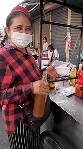 $0.25 Cambodian Pancake in Phnom Penh 🇰🇭 | Travelwithchris