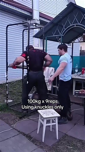 Own bodyweight is 160kg. - Training program in bio! - Code: SMAEV1 for all @BuckedUp supplements! - #gymtok #andreysmaev #dips #knuckles #strength