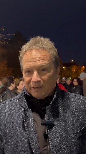 Geszti Péter, Nagy Kálózy Eszter, Rudolf Péter és Gárdos Péter november 26-án a valóság nyomába ered - tartsatok velünk. Csak egy este, ahol mindenkit bevonunk az igazság keresésébe! Jegyek: https://momkult.jegy.hu/program/hamisitok-182263/1336411 | Juhász Anna Irodalmi Szalon