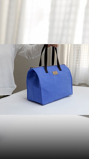 Ae PooiM | DIY a zipper tote bag with inner compartments. Learn more: Watch full video version with measurement detail on my youtube channel “Ae... | Instagram