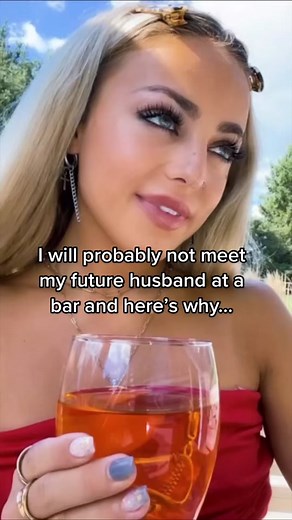 I was a hot mess this night but always have fun with my best friends:) #AD #BuyAGirlADrink @travisdenning