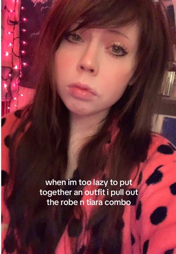 scene queen activities #scene #scenegirl #emogirl #tmd #themedicdroid | scene girl