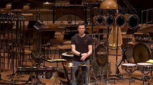 Multiperkussionist Martin Grubinger spielt Peter Eötvös' Schlagzeugkonzert »Speaking Drums« – heute Abend live in der Digital Concert Hall » https://www.digitalconcerthall.com/de/concert/51853?a=facebook&c=true! 🎧 | Berliner Philharmoniker