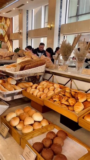 Buffet Breakfast Experience at Paris Deli