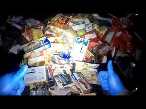 Snack Attack | Truck Bed Full Of Free Food | Dumpster Diving For Food And Feeding The Needy