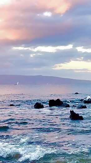 “Stillness is the Key” enjoy this few moments of a beautiful Maui scene shared to us by @mauimorning #maui #mauionmymind #mauimemories #calmness #bestill #bestillandknow #mauihawaii #mauiwhaleseason #mauiwhale #stilnessisthekey | A Maui Blog
