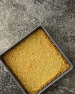 38K views · 415 reactions | A chocolate chip cookie bar gets topped with a luscious layer of salted caramel for the ultimate sweet treat. Salted Caramel Chocolate Chip Cookie Bars recipe: https://www.bettycrocker.com/recipes/salted-caramel-chocolate-chip-cookie-bars/d0eb9924-9703-4afe-9d47-0ca021025ed8?utm_medium=social&utm_source=facebook&utm_campaign=01_2019_standard?mktgimp=BCCOOKIE | Betty Crocker | Facebook