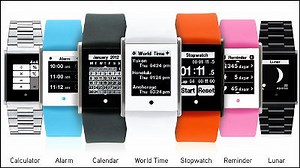 タッチスクリーンによって操作でき、見た目も自在に変えられる多機能腕時計「TOUCH TIME」
