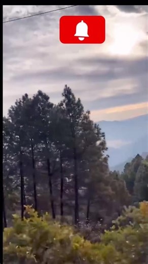 Musafir hu yaro 😌#mountains #virelshorts #travel #ytshorts #audio #oldsong #musafirsongstatus