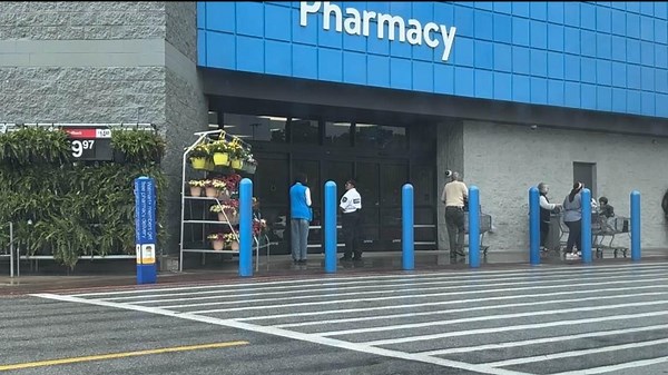 Walmart in Fayetteville closes due to gas leak, fire officials say