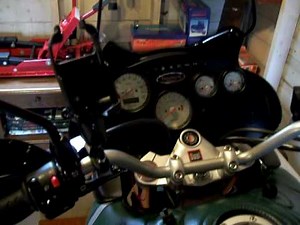 2005 Triumph Tiger 955i - Starting in the cold