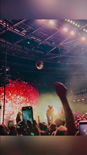 Turnstile Live Berlin 2025 – Best Crowd Surfing Moments!