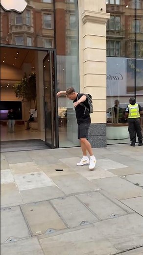 iPhone 16 drop Test 😨