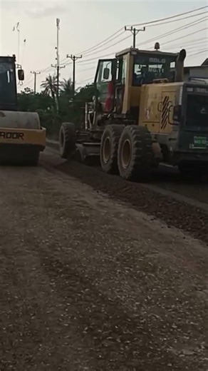 compaction subbase layer #road #subbase #construction #machine