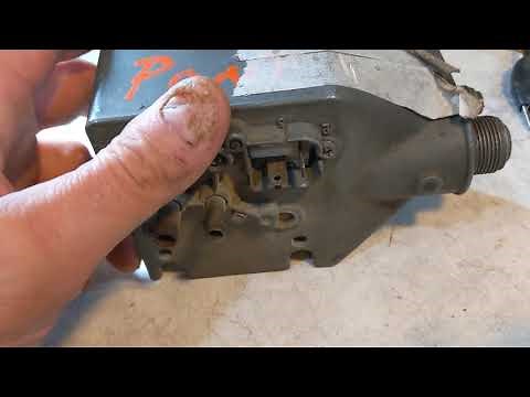 Perfect Circle and Dana Corp Cruise Control using vacuum as the mover. A video tour and explanation.