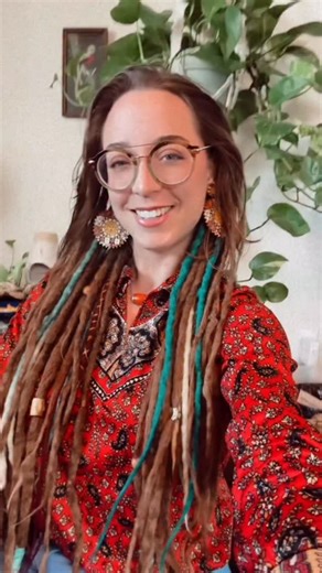 New year, new discipline, let’s get it. 🧧 February 28th @dali.gras 🐇 March 7th @aulddubliner 3pm 🍀 March 28th Feature set with @thapactband at @loulousclub 🐆 April 11th-12th @floridagrovesfest 🍊 May 1st @beachlifefestival with @zeallevin @triplebueno May 9th @musicboxsd with @sisternancy 🦁 May 10th @sealegsatthebeach with @msbroyal @doahsdaydream 👑 August 21-23 @camp.navarro 🌲 Sept 17-20 @_northwestnomads 🚐 | Kat Hall