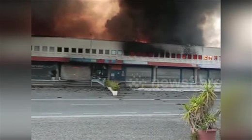 Italy: Warehouse Fire Near Naples Triggers Major Emergency Response