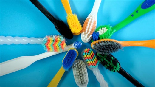 Comment éviter les bactéries et les champignons sur votre brosse à dents