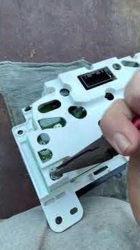 Airbag Warning Light Bulb Replacement 1999-2004 f250 Super Duty