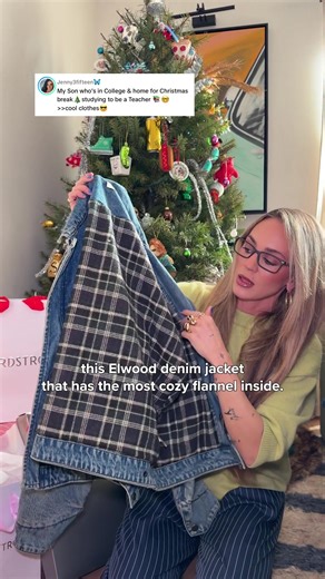 Replying to @so__apropos @christinakirkman is a little too perfect of a Giftline Gift Expert for this one. #Elwood #Gifts