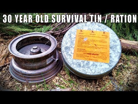 30 Year Old Survival Kit / Ration Tin: Unboxing & Tasting