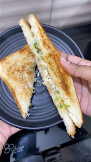 Chilli cheese toast | Chilli Cheese Sandwich 🥪 Cheese Chilli Sandwich Recipe