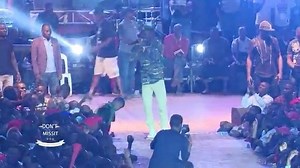 Bobi wine singing for the king | Uganda yogera