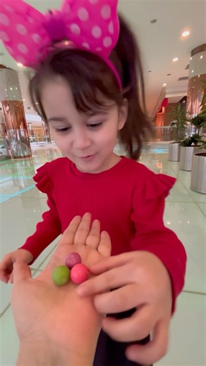 I want candy! 🍭🍡🍭🍡 Elif #funnyshorts #discoverme #trending