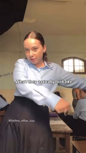 Tiferet on Instagram: "Send to a frum girl . . . . . . . . . . #baisyaakov #frumgirl #frumgirlproblems #jewishfunny #jewishcomedy #jewishhumor #jewishmemes #jewishgirl"