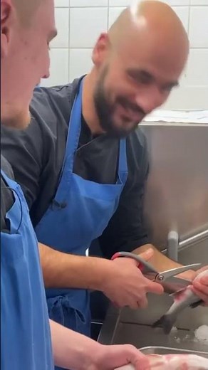 Tout Savoir sur le Métier de Cuisinier : Salaire, Conditions et Opportunités #métiers #cuisinier
