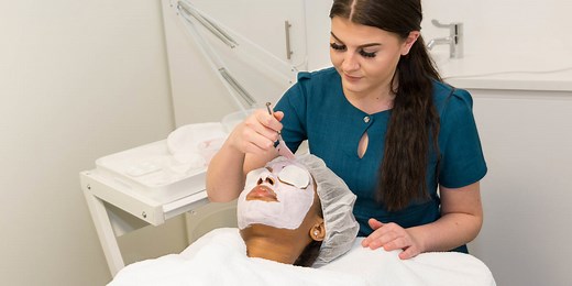 Beauty Therapy Level 2, Level 3 | University College Birmingham