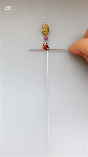 2.2K views · 21 reactions | Beginner beading pattern. Beading tutorial for bracelet making with beads #Bracelet #giftideas #beadsjewelry #jewelry #jewelrylover #beadsbracelet #beadingtutorial #braceletmaking #christmasgifts #diy | Beading Tutorials and Patterns | Facebook