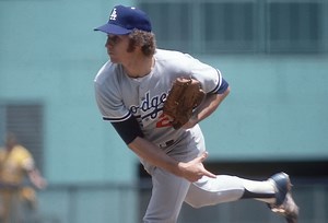 Dodgers News: Don Sutton Honored During Hall Of Fame Ceremony