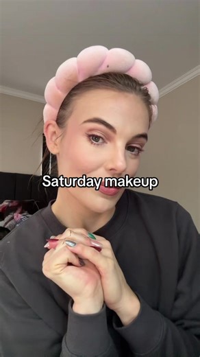 Saturday Pick Me Up Makeup Look