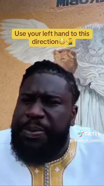 Use your left hand to this direction #ajagurajahmovement #ajagurajah12backup #fyp #goviral #explorepage @BishopKwabena Boakye Asiamahh