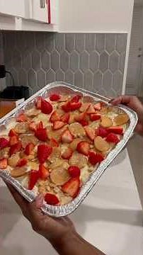 Strawberry Cheesecake Banana Pudding recipe you didn’t know you needed 😍 #bakingrecipes