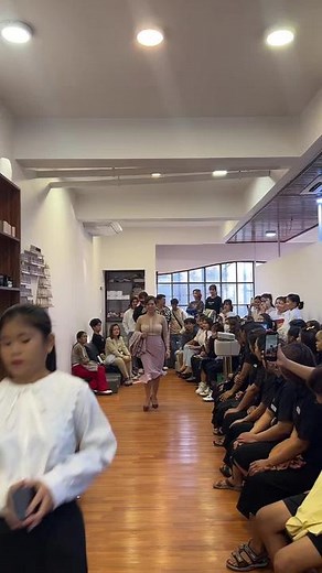 Fashion Show Highlights: Models Showcase Stylish Outfits