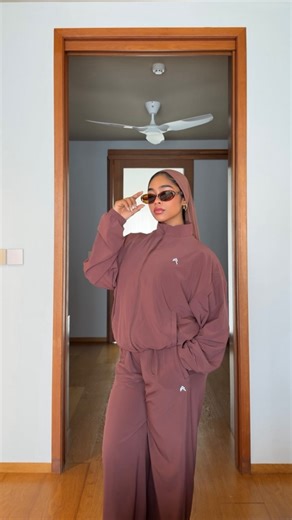 iufa Mohamed on Instagram: "ONER YOUR BODY THROUGH MOVEMENT On the first clip I’m wearing @oneractive -Foundations Straight Leg Joggers with Grey Logo Color: Plum Brown -Classic Oversized Lightweight Long Sleeve Top Color: Plum Brown On the second clip I’m wearing @oneractive -AirMove™ Jacket with Reflective Logo Color: Velvet Mocha -AirMove™ Straight Leg Joggers Color: Velvet Mocha -EasyLift™ Zip High Neck Sports Bra with Grey Logo Color: Velvet Mocha Which is launching on 7 JANUARY 2026 5PM GM