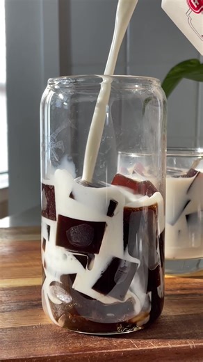 345K views · 301 reactions | Recipe: https://tasty.co/recipe/coffee-jelly Coffee jelly meets creamy milk for the perfect pick-me-up! ☕✨ GroovyFoodiess | Tasty | Facebook