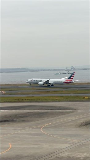 アメリカン航空 American